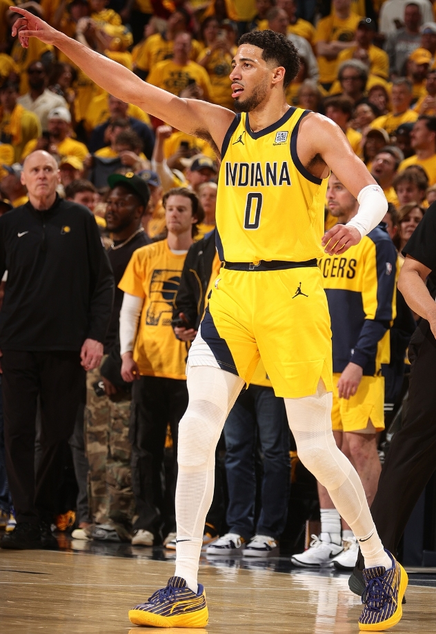 九游娱乐-关于国际比赛日突围战来临，成都蓉城围绕NBA总决赛战术微调，底气十足，赛程密集仍需轮换的信息