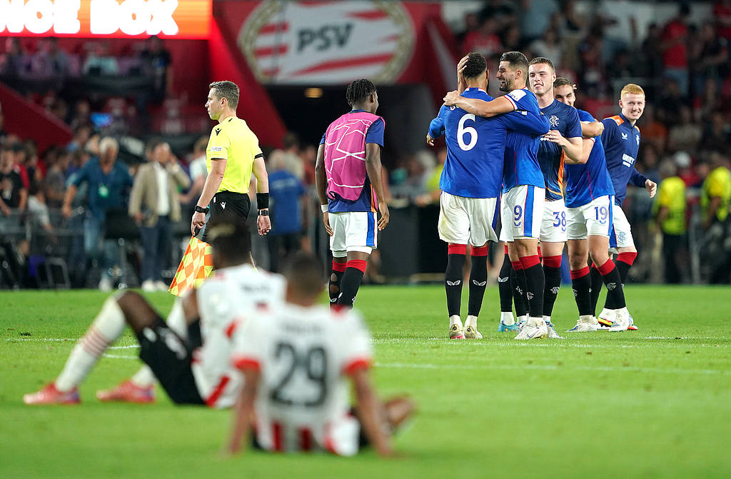 埃因霍温对巴塞罗那 埃因霍温对巴塞罗那